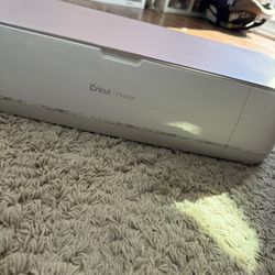 Cricut Maker