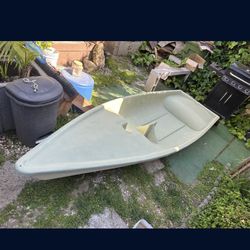 11 -1/2 Foot Sailboat/ Skiff