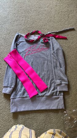 80’s Costume; Flashdance Gray Long Sleeve Graphic Shirt