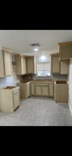 Customs Cabinets