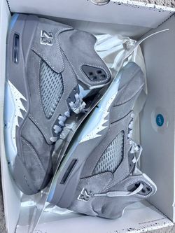 Air Jordan 5 wolf gray’s size 11