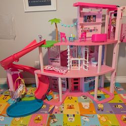 Barbie doll House With 3 Barbies