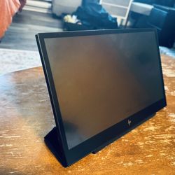 Slim HP Portable Monitor 14”