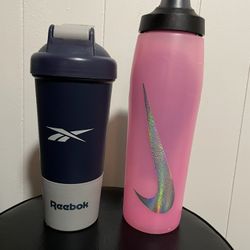 Reebok 17oz Shaker Bottle & Pink Nike Workout Bottle Lot (2)