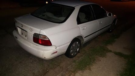 Honda Accord engine has crack need gone now by tomorrow