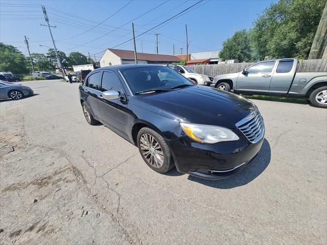2012 Chrysler 200