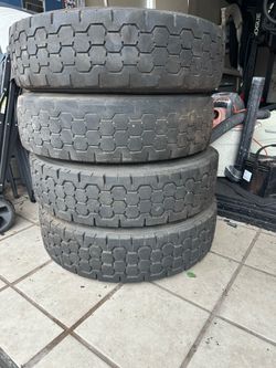 Alcoa wheels and tires 225/70/19.5
