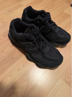 New balance 9060 black cat size 8.5