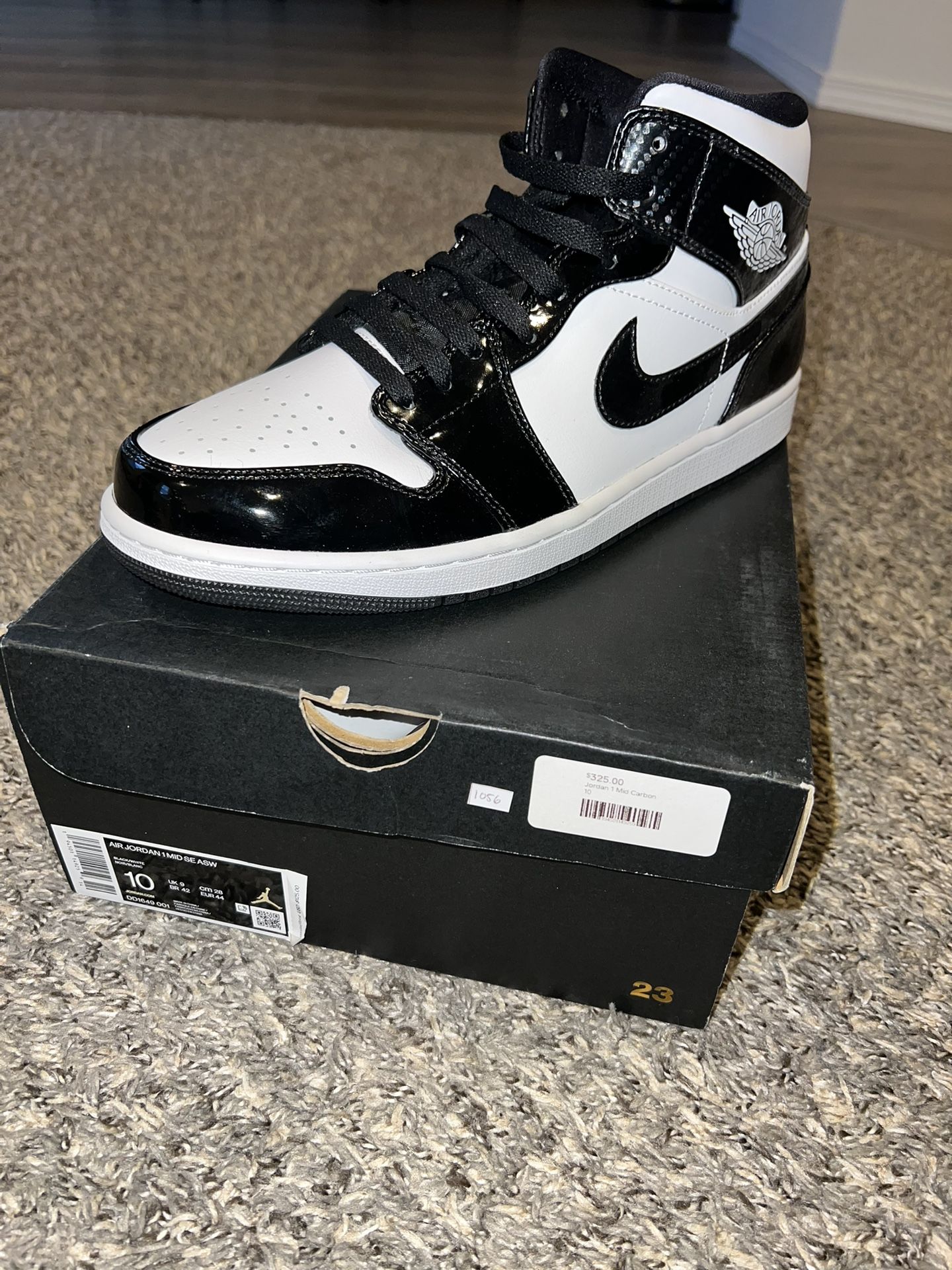 Brand New Jordan 1 Mid Carbon Fiber Sz 10m