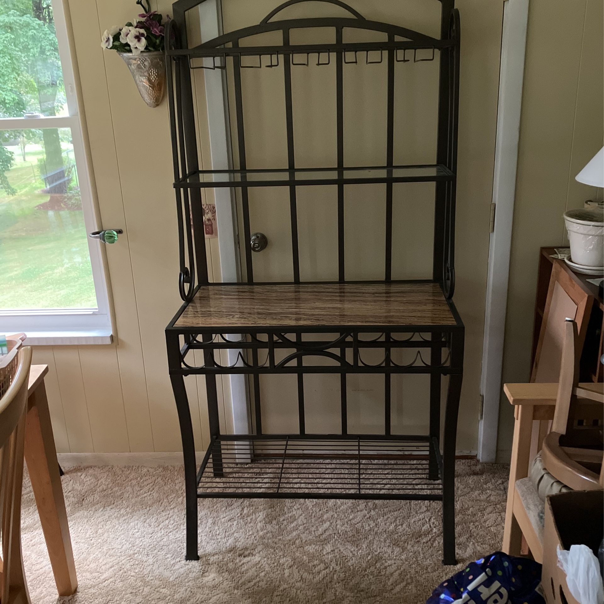 Home And Garden Wine Rack Plus Canvas And Metal Art (wine Related)
