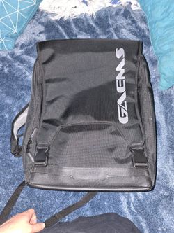 Gaems Portable Screen And Backpack