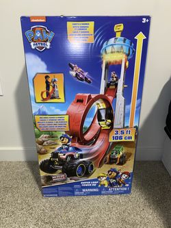 PAW Patrol: Rescue Wheels Super Loop Tower HQ with Lights, Sounds, Vehicle & Figure