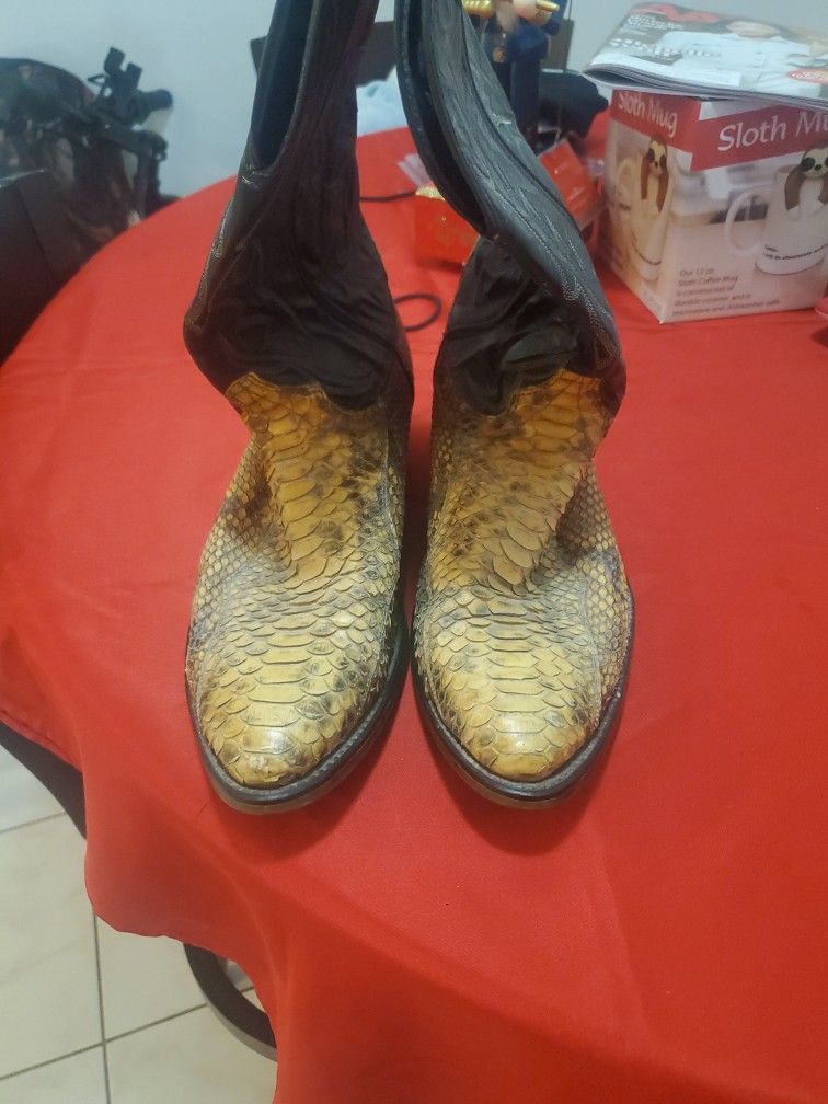 Laredo Snake Skin Mens Boots