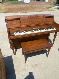 Baldwin Upright Piano with Bench