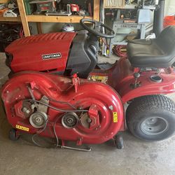 Craftsman T 1400 lawn tractor