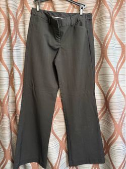 Women’s dress pants
