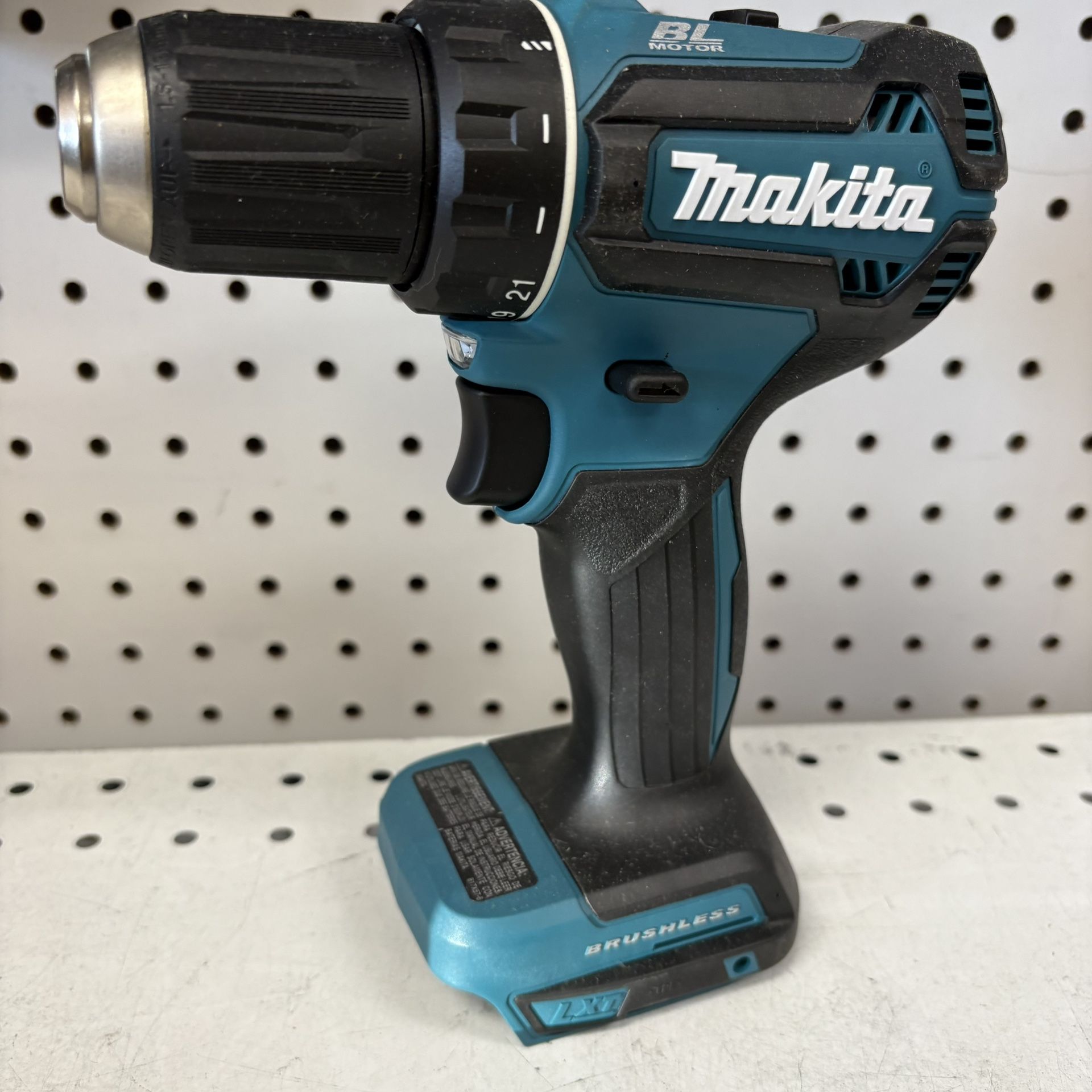 Makita New  Drill Driver 18v Brushless -2 Speeds Nuevo