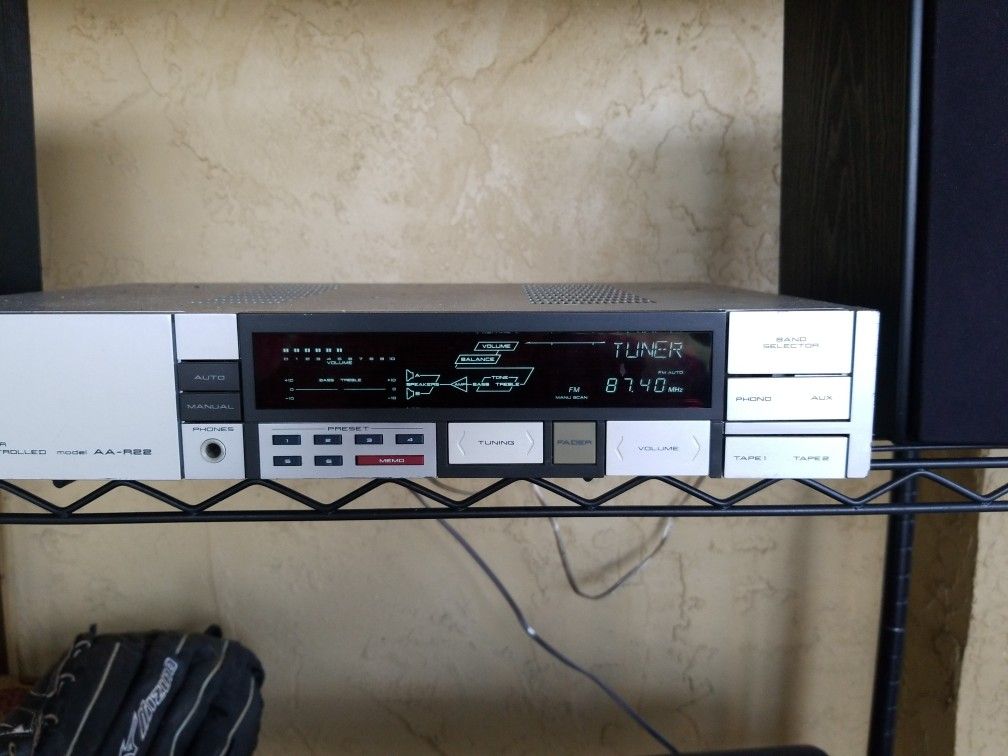 Akai AA-R22 Reciever