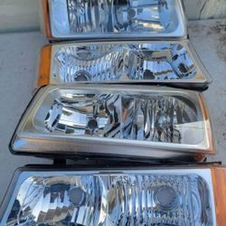 03-06 Silverado Avalanche Headlights Luces Micas Calaveras Faros Faroles Focos Chevy Headlamps 
