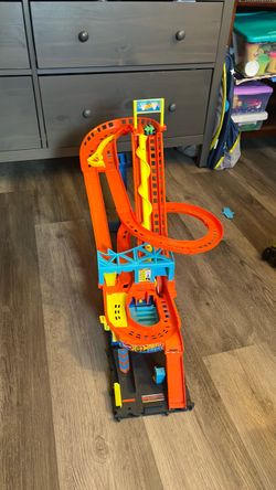 HOT Wheels City Roller Coaster
