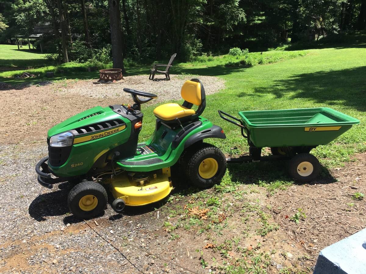 John Deere S240 Mower—under 100 hours!