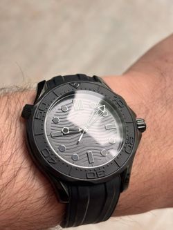 Omega sea master black