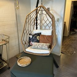 Hanging Egg Chair