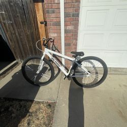 Oreo And Cream Big Flyer 29 Inch