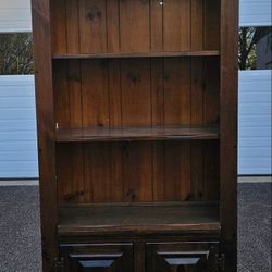 Bookshelf 