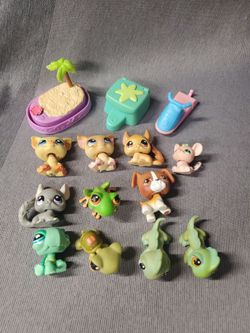 Littlest Pet Shop Magnetic Figures & Accessories