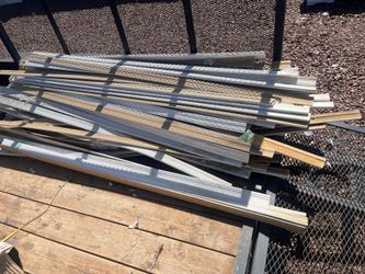 CONTRACTOR TRIM & MOLDING LOT