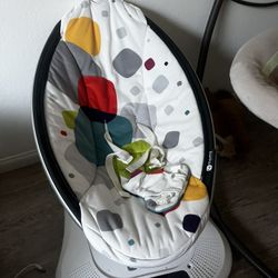 4Moms Mamaroo