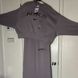  Women’s Nike retro logo Oversized Sweatsuit 