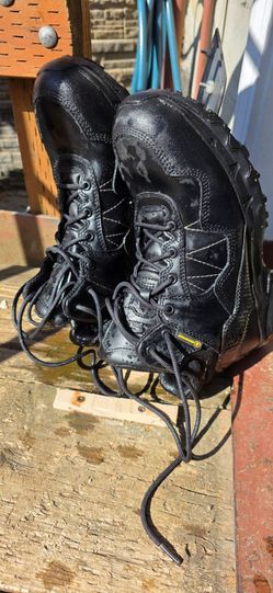 Restaurant work boots.