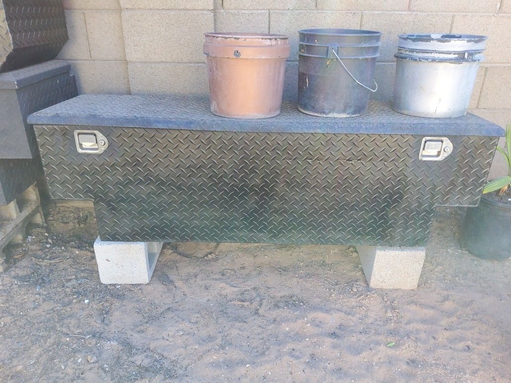 Smallpickup Tool Box