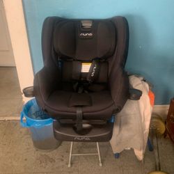 Nuna RAVA Convertible Car Seat