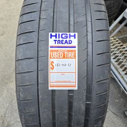 (1) 285 40 23 Michelin Pilot Sport 4S Tire