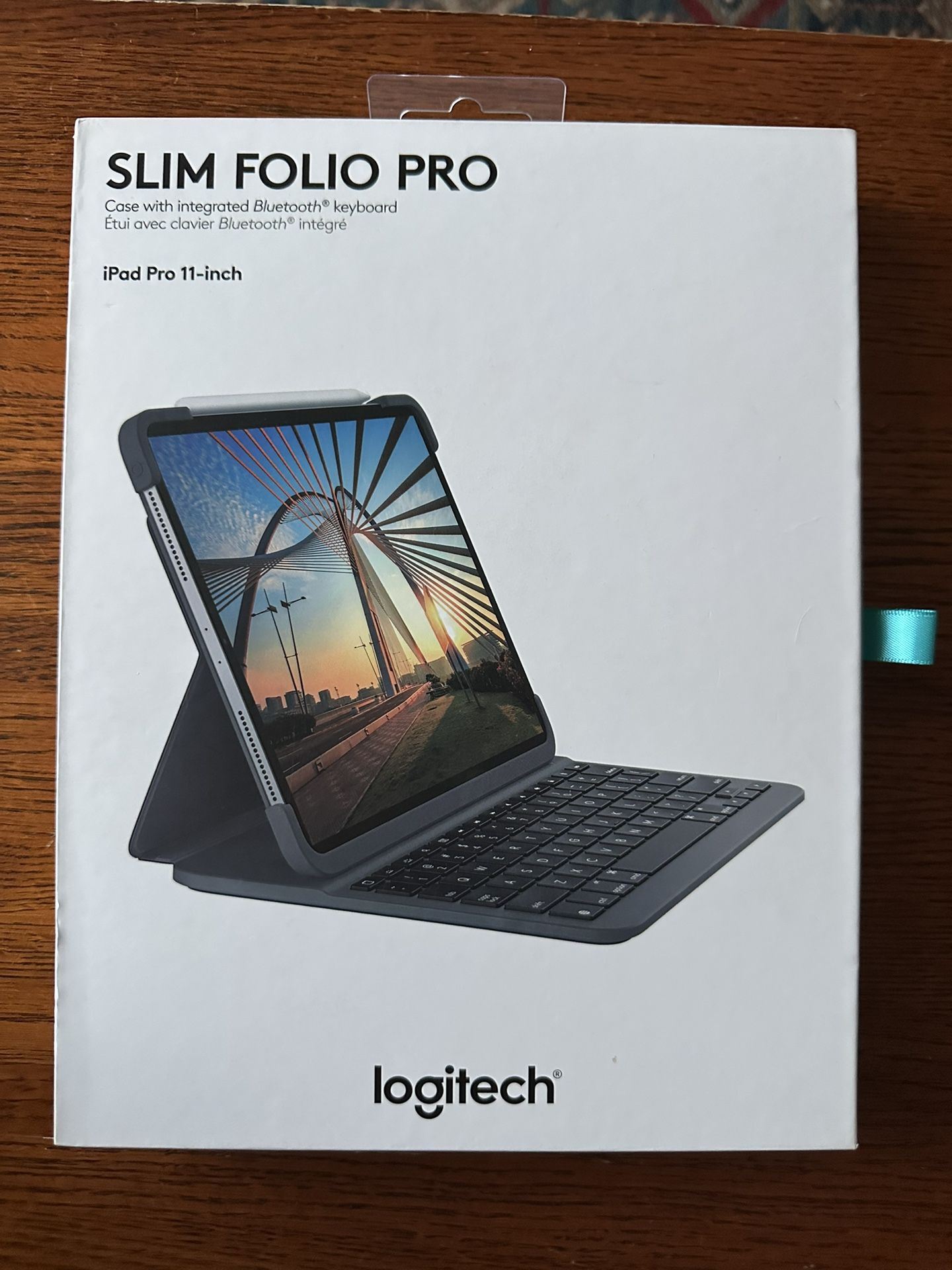 Logitech Slim Folio Pro for 11” iPad Pro