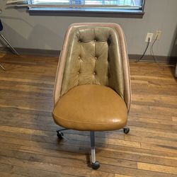 Vintage 70’s Rolling Chair On Wheels 