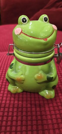 Ceramic Frog Container