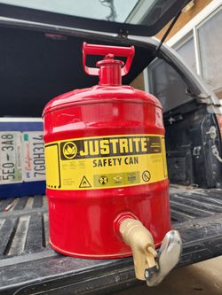 5 Gallon Gas Can 