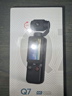 Q7 CCD Digital Camera – Brand New Factory Sealed