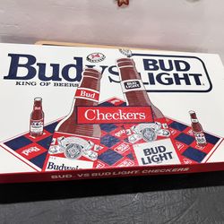 BUD VS BUD LIGHT CHECKERS BOARD  GAME!!  COMPLETE!  SUPER FUN!!  FOR ADULTS