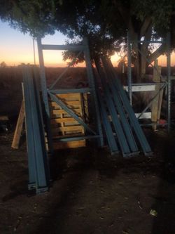 Heavy Duty Pallet Racking Uprights and Beams