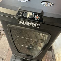 Master Built Smoker 