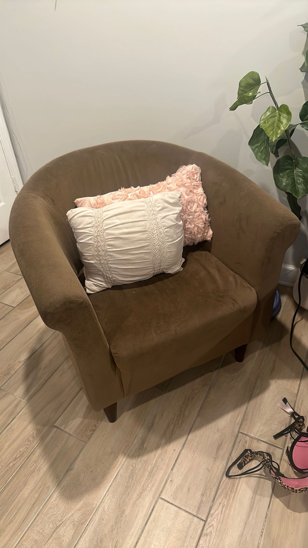 Set Of 2 Chairs
