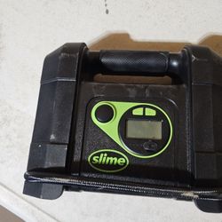 SLIME Tire Inflator/light, Rechargeable