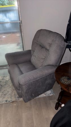 75$ recliner like new