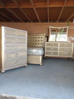 Bedroom Set