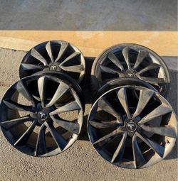 OEM 20” Tesla Model 3 Gunpowder Performance Wheels (Set of 4)